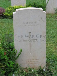 TRINCOMALEE WAR CEMETERY - MILNE, ANDREW HONEYMAN